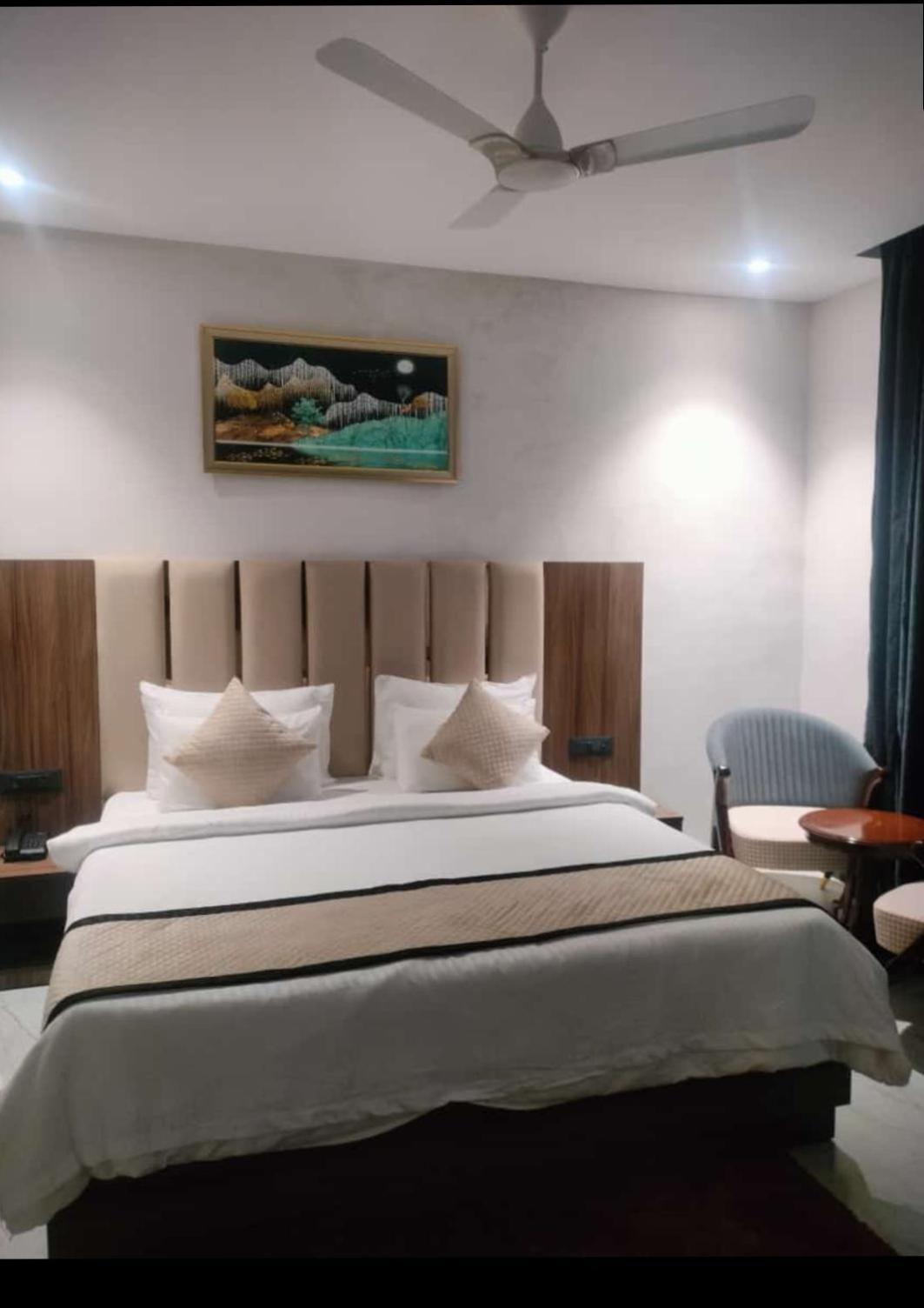 Townhouse 03 Hotel Agra  Bagian luar foto